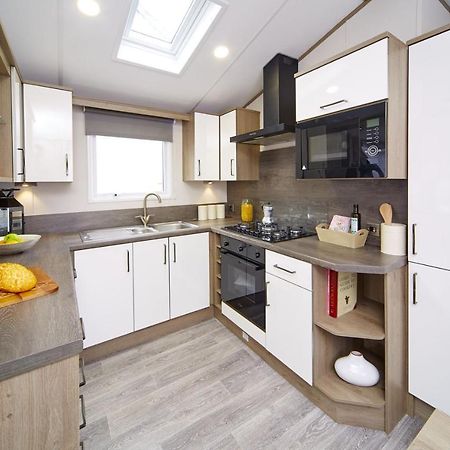 Lavender Lodge South Cerney Εξωτερικό φωτογραφία