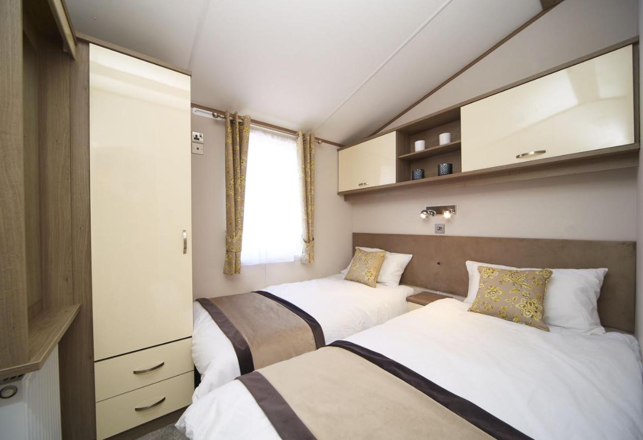 Lavender Lodge South Cerney Εξωτερικό φωτογραφία