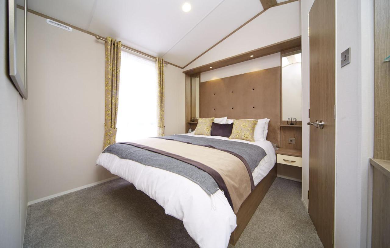 Lavender Lodge South Cerney Εξωτερικό φωτογραφία