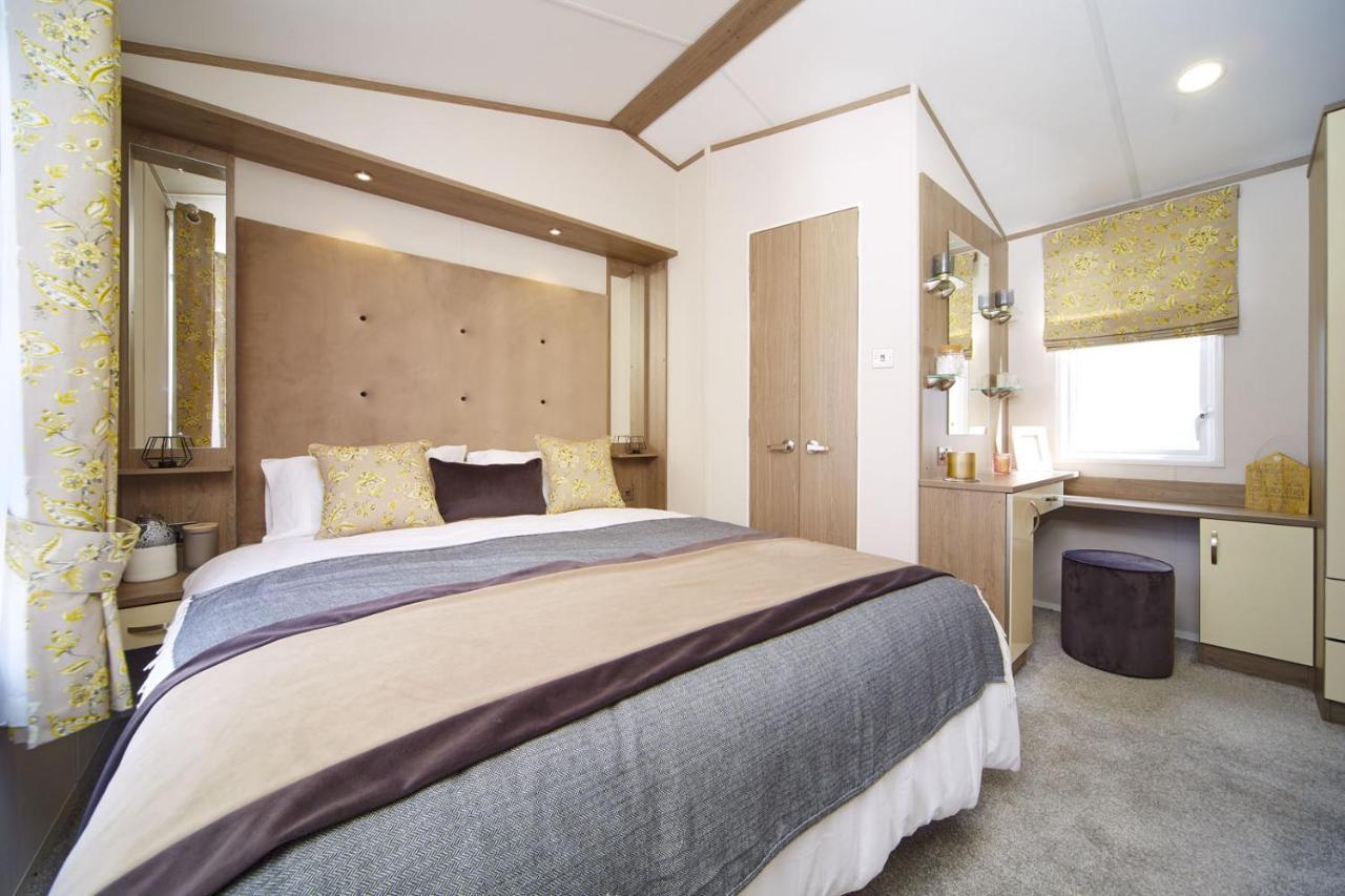 Lavender Lodge South Cerney Εξωτερικό φωτογραφία